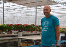 Stefan Groenewegen van Groene Tint vertelde dat hij zelfs Spaans bezoek had gehad. De beste man, waarschijnlijk een kassenbouwer, combineerde het met een bezoek aan de GreenTech